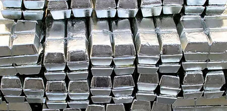 Свинец в чушках